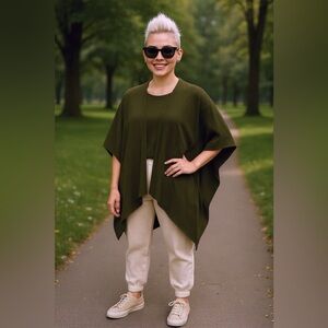 FOREVER 21 Olive Green Women's lightweight cardigan style Sweater